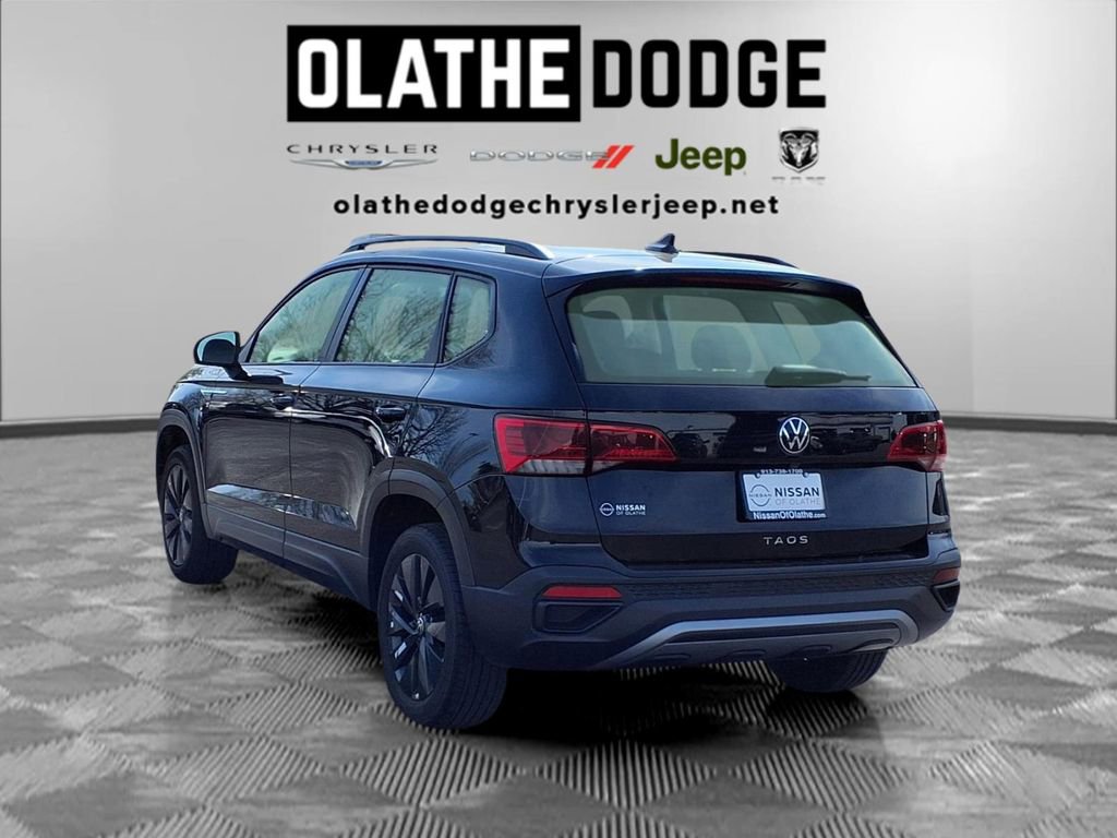 Used 2024 Volkswagen Taos S image 3