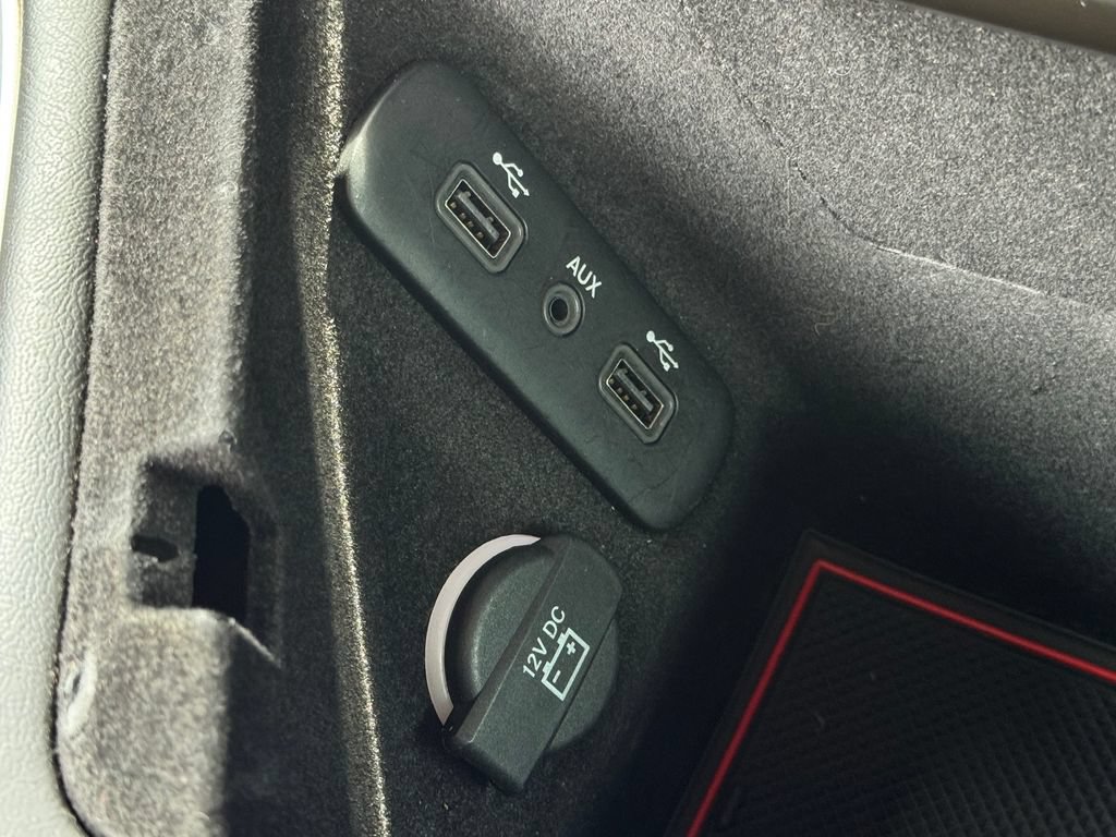 Used 2018 Dodge Challenger R/T RWD image 23
