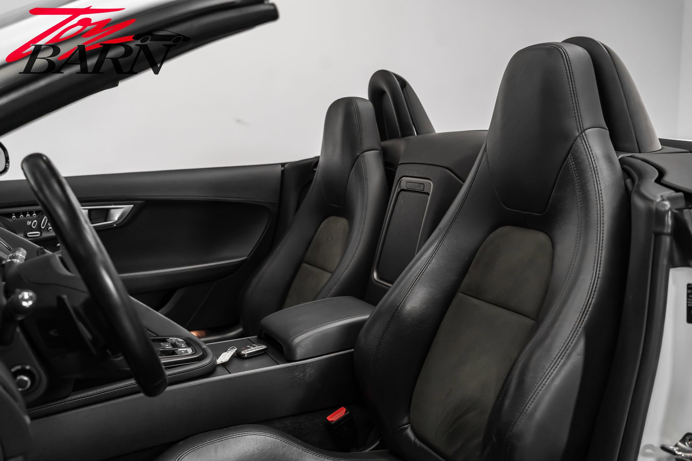 Used 2016 Jaguar F-TYPE S image 36