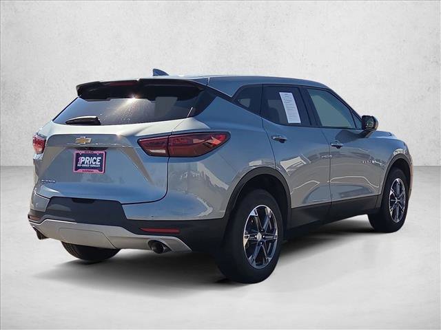 Used 2025 Chevrolet Blazer LT FWD image 5