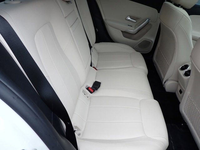 Used 2022 Mercedes-Benz A 220 4MATIC image 15