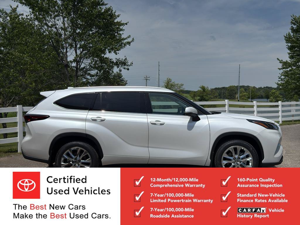 Certified 2026 Toyota Highlander Limited AWD/4WD image 2