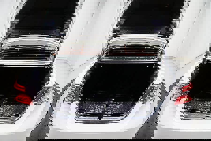 Used 2023 Toyota Camry XSE image 27