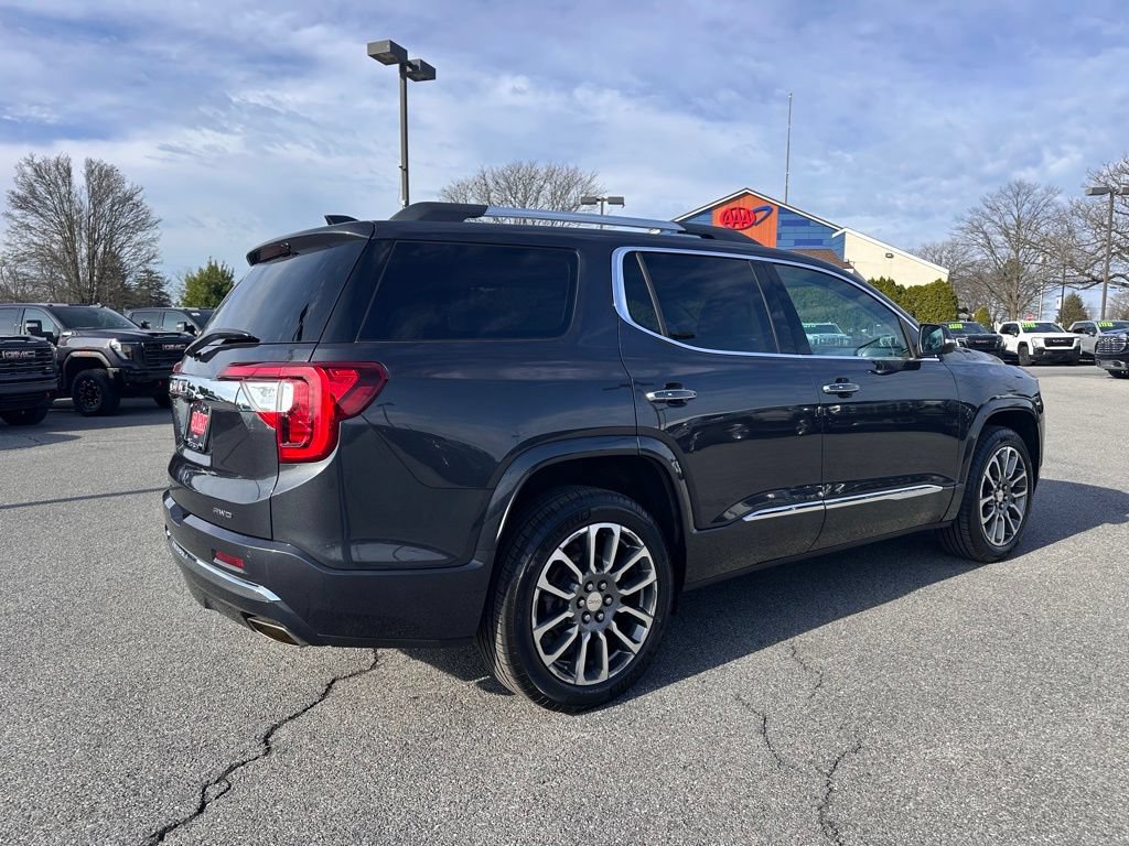 Certified 2021 GMC Acadia Denali w/ Denali Ultimate Package AWD/4WD image 11
