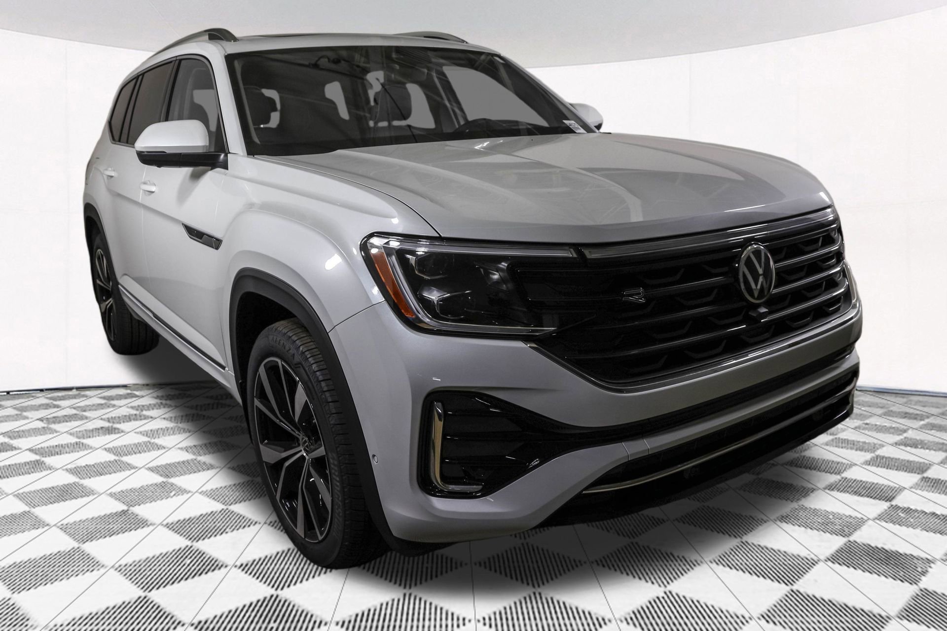 New 2026 Volkswagen Atlas SEL Premium R-Line image 9