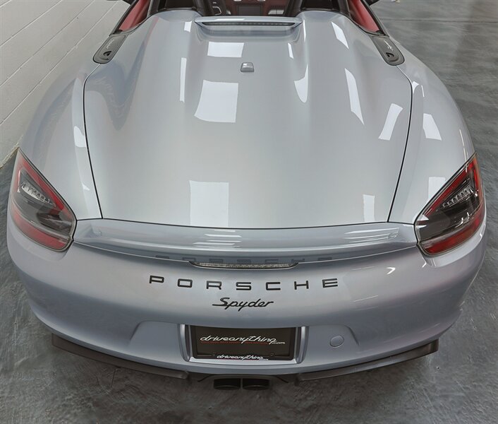 Used 2016 Porsche Boxster Spyder RWD image 19