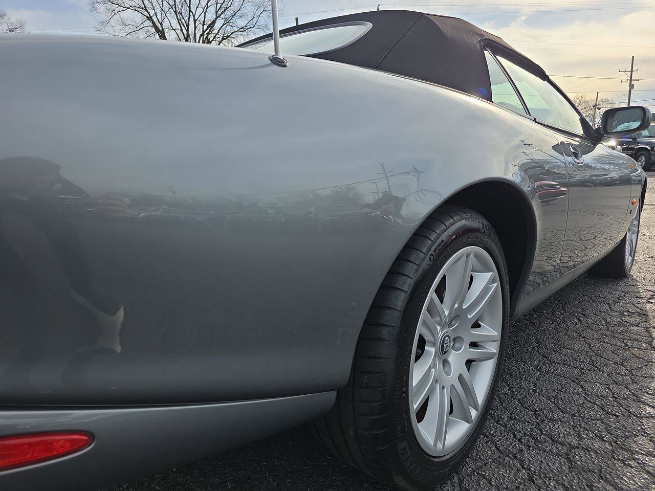 Used 2004 Jaguar XK8 Convertible image 43