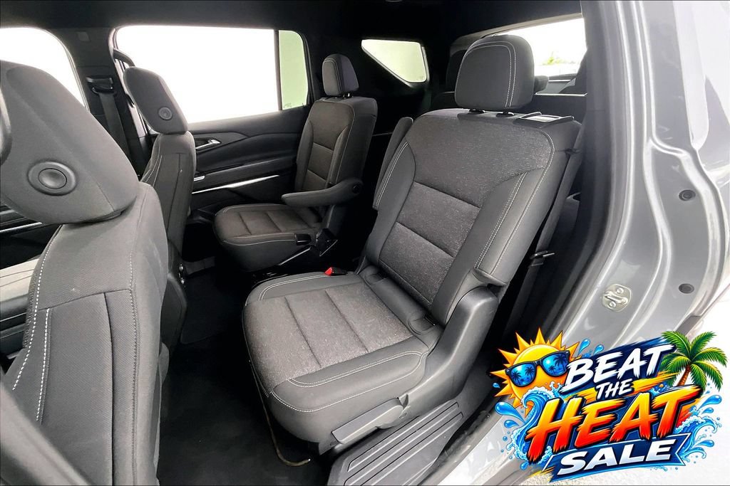 Used 2024 Chevrolet Traverse LT FWD image 31