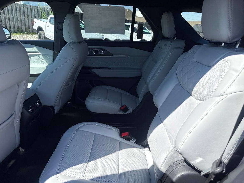 New 2027 Ford Explorer Platinum w/ LUX Leather Package AWD/4WD image 30