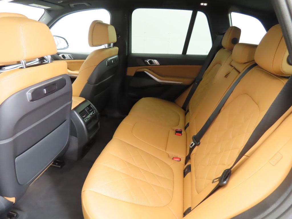 Certified 2024 BMW X5 xDrive40i w/ M Sport Package image 22