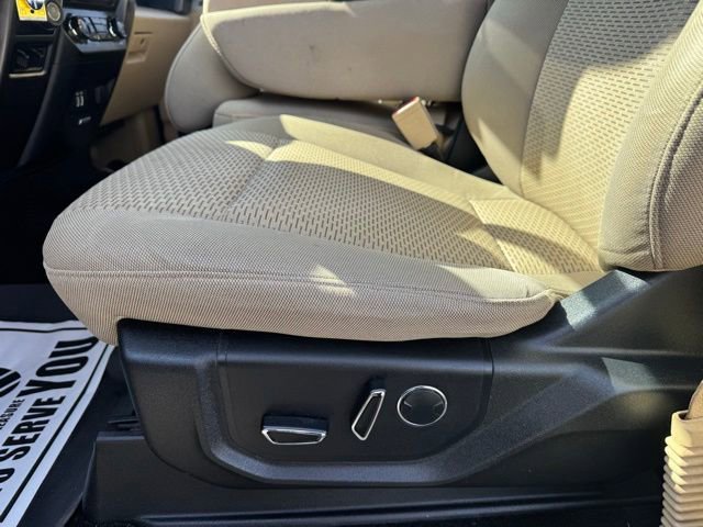 Used 2018 Ford F150 XLT w/ Equipment Group 302A Luxury AWD/4WD image 24