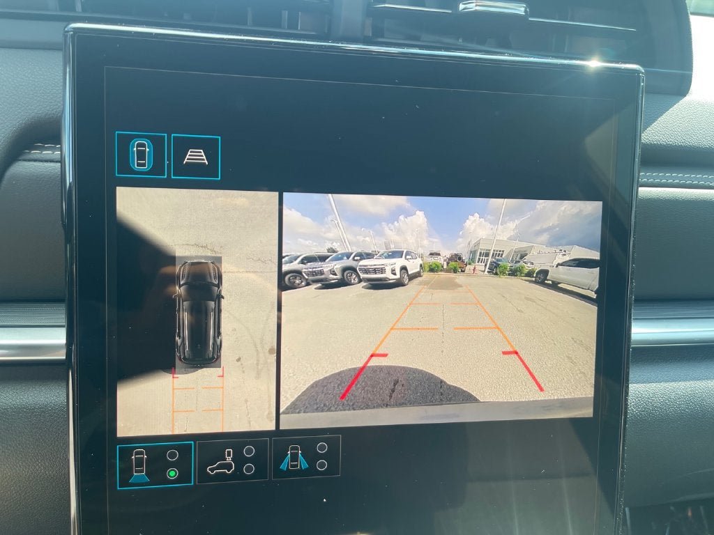 New 2026 GMC Terrain Elevation w/ Technology Package II FWD image 12