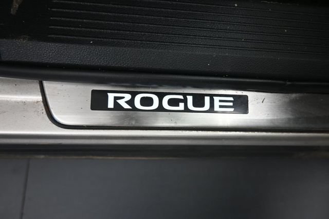 Used 2023 Nissan Rogue Platinum w/ Platinum Premium Package AWD/4WD image 46