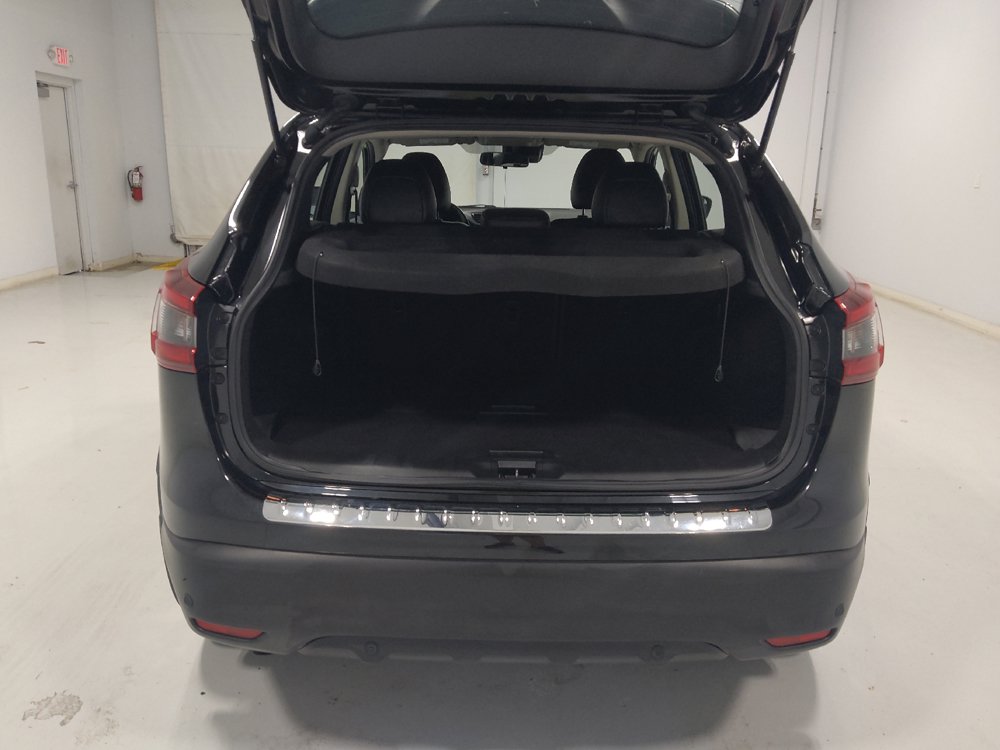 Used 2022 Nissan Rogue Sport SL AWD/4WD image 29