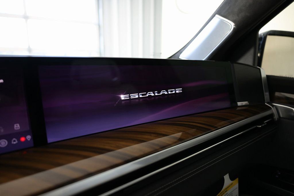 Used 2026 Cadillac Escalade Platinum Sport w/ LPO, Floor Liner Package image 42