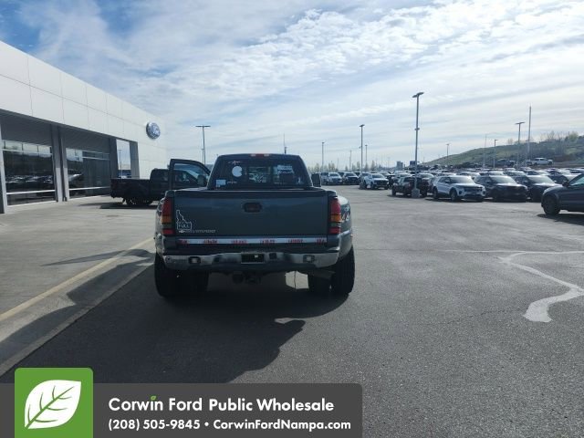 Used 2006 Chevrolet Silverado 3500 LT w/ Heavy-Duty Power Package image 8