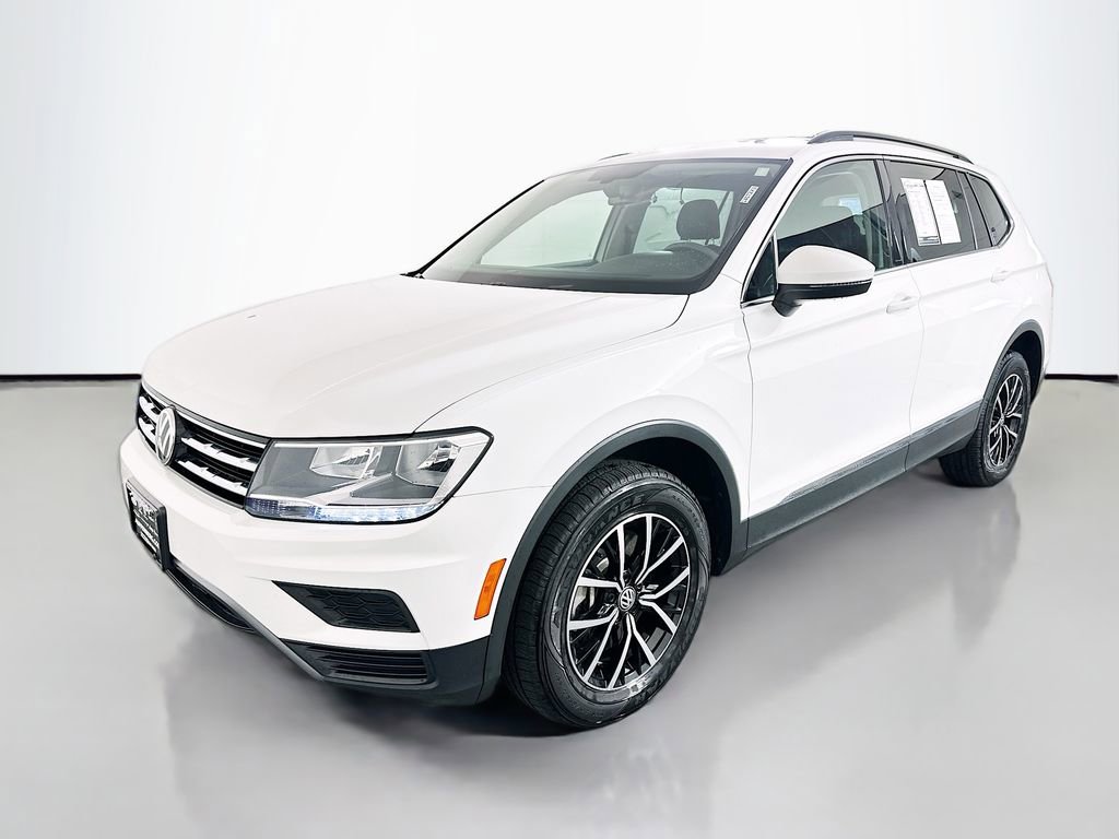 Used 2021 Volkswagen Tiguan SE image 3