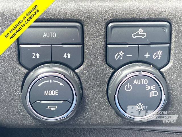 Used 2023 Chevrolet Silverado 1500 LT AWD/4WD image 35