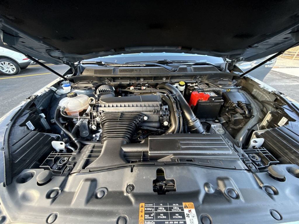 Used 2025 Lincoln Corsair Reserve image 18