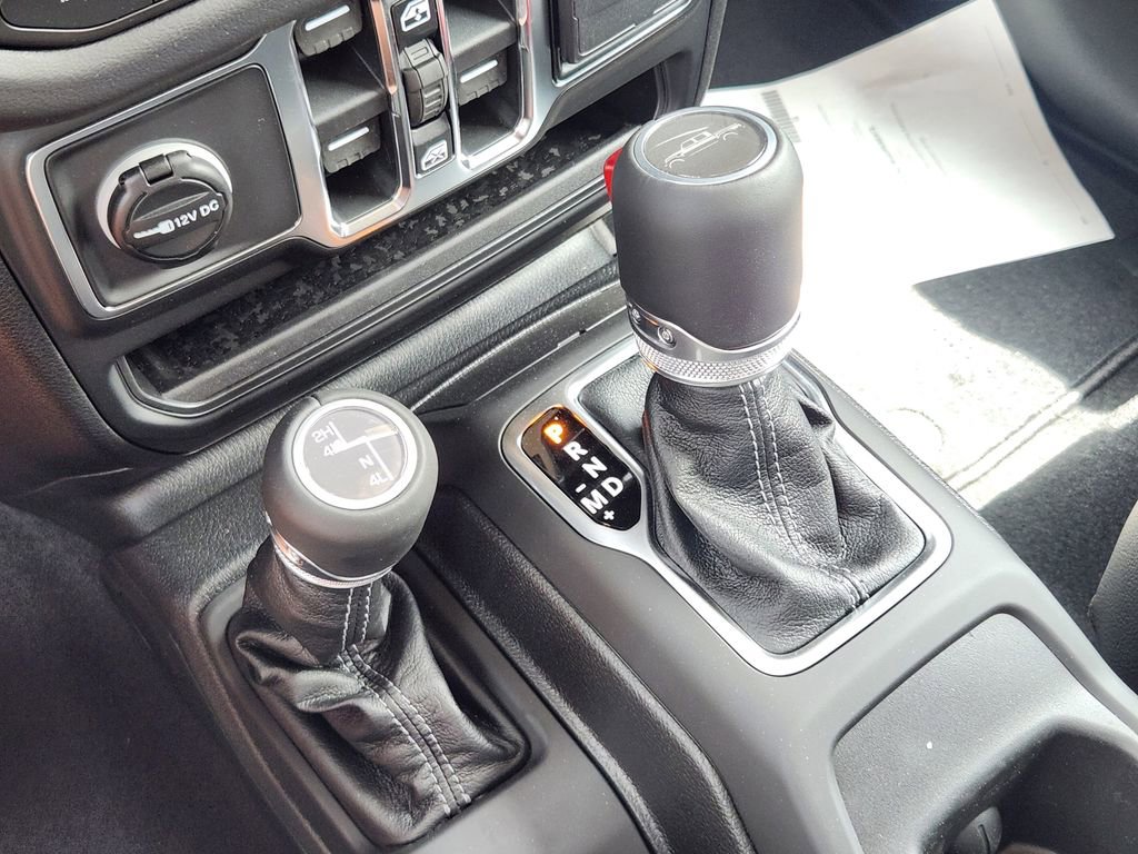 New 2026 Jeep Gladiator Sport AWD/4WD image 14