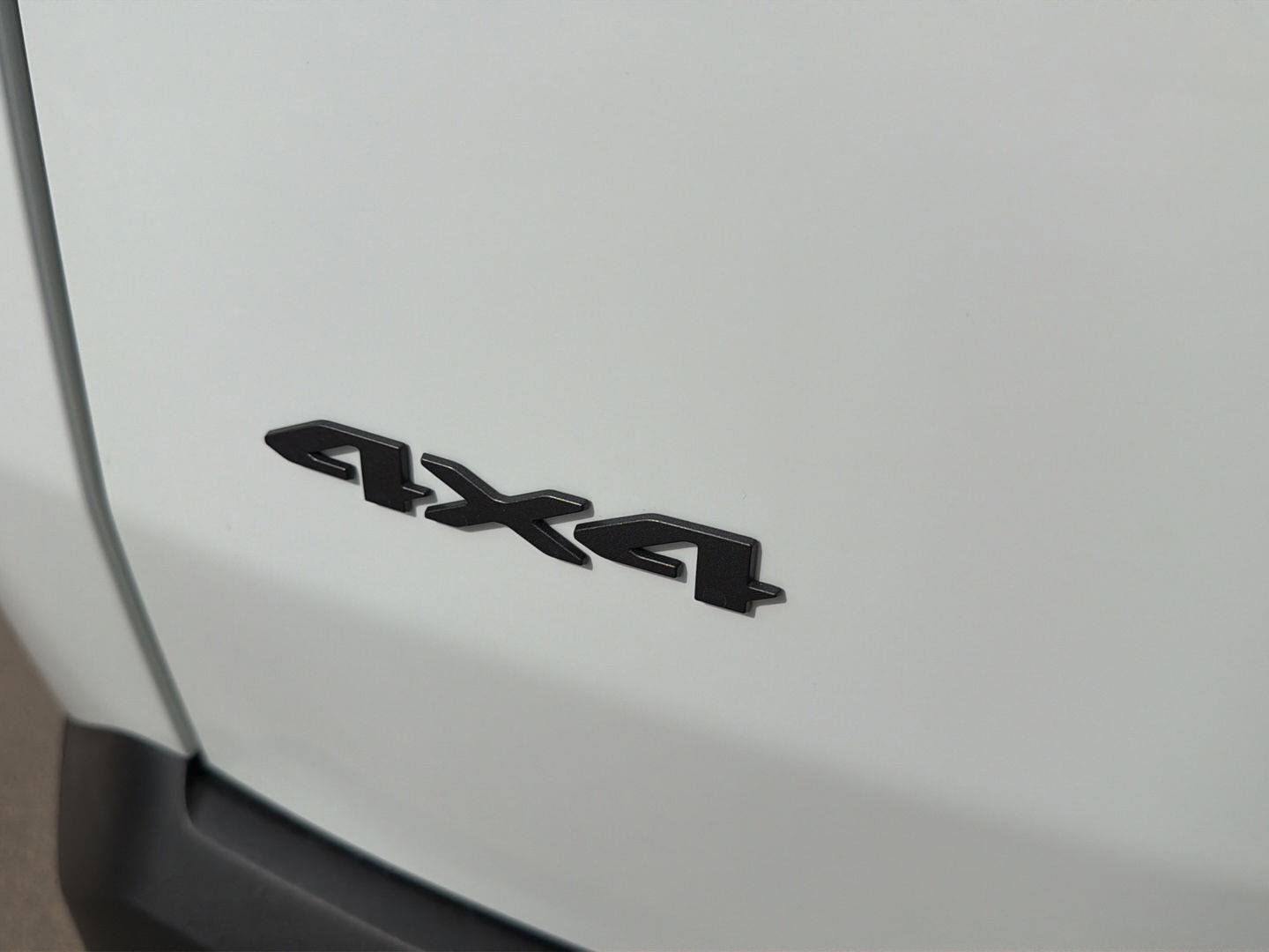 New 2026 Jeep Cherokee Limited image 31