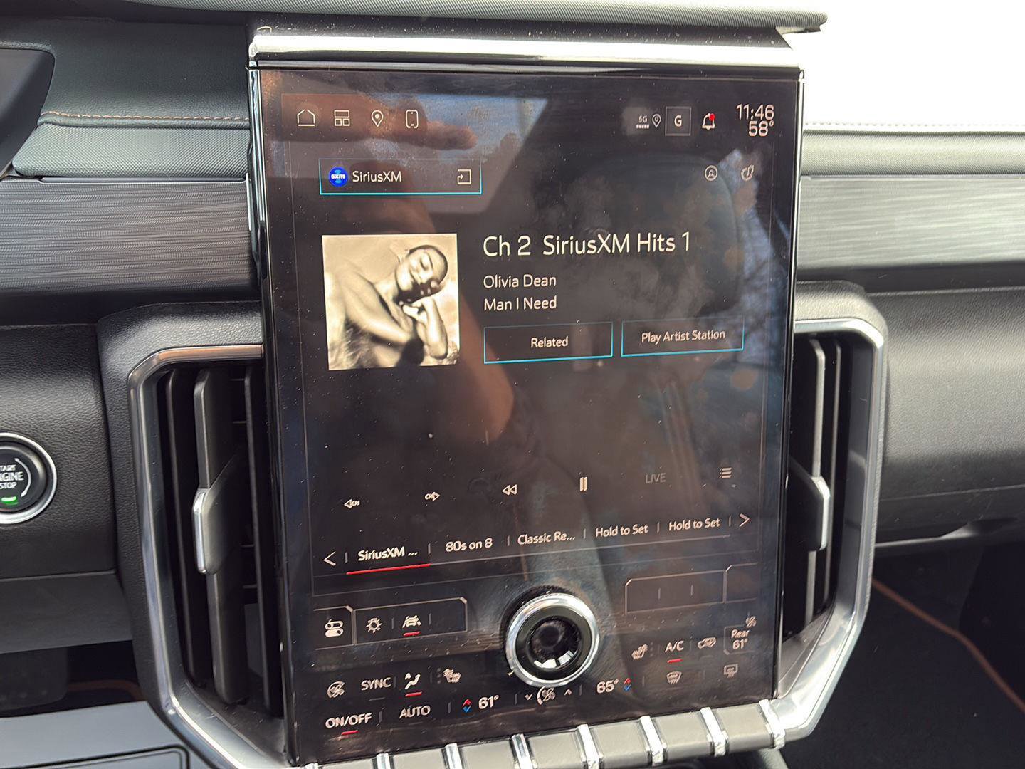 Used 2025 GMC Acadia AT4 w/ LPO, Floor Liner Package image 20