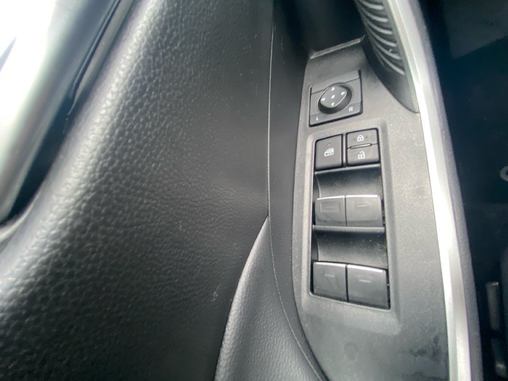 Used 2023 Toyota RAV4 XLE w/ Convenience Package AWD/4WD image 17