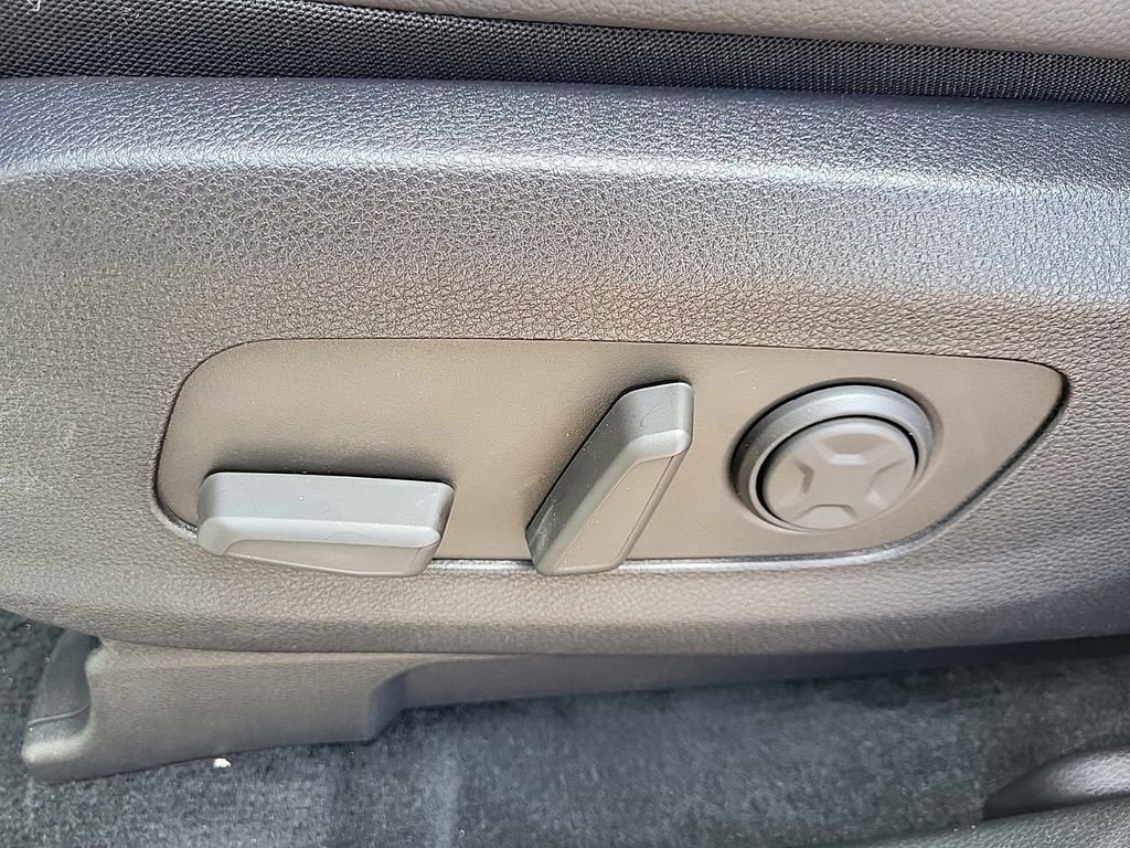 New 2025 Kia Carnival SX Prestige image 11