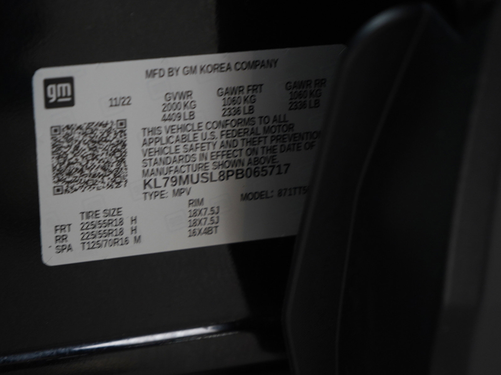 Used 2023 Chevrolet TrailBlazer RS w/ Sun and Liftgate Package image 24