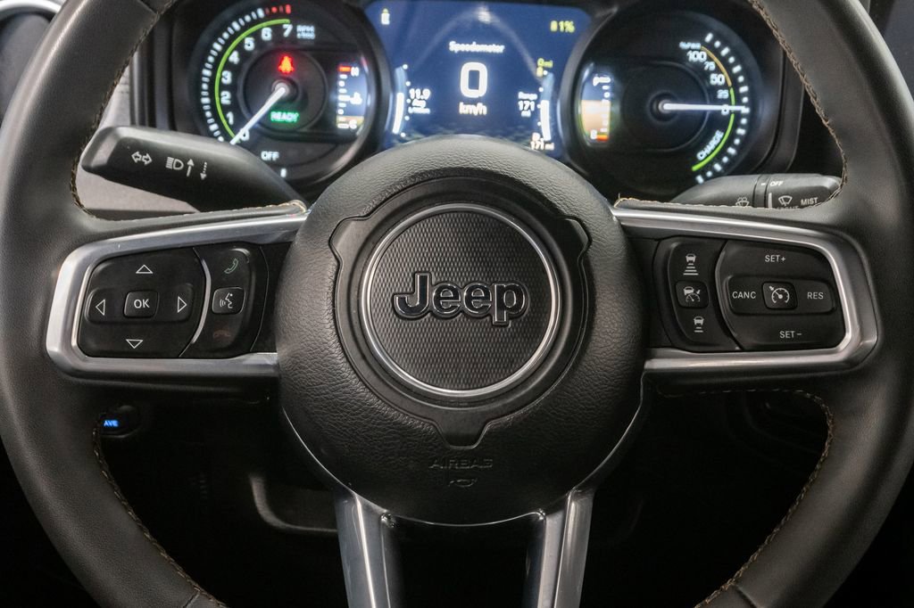 Used 2024 Jeep Wrangler Unlimited Sahara AWD/4WD image 14