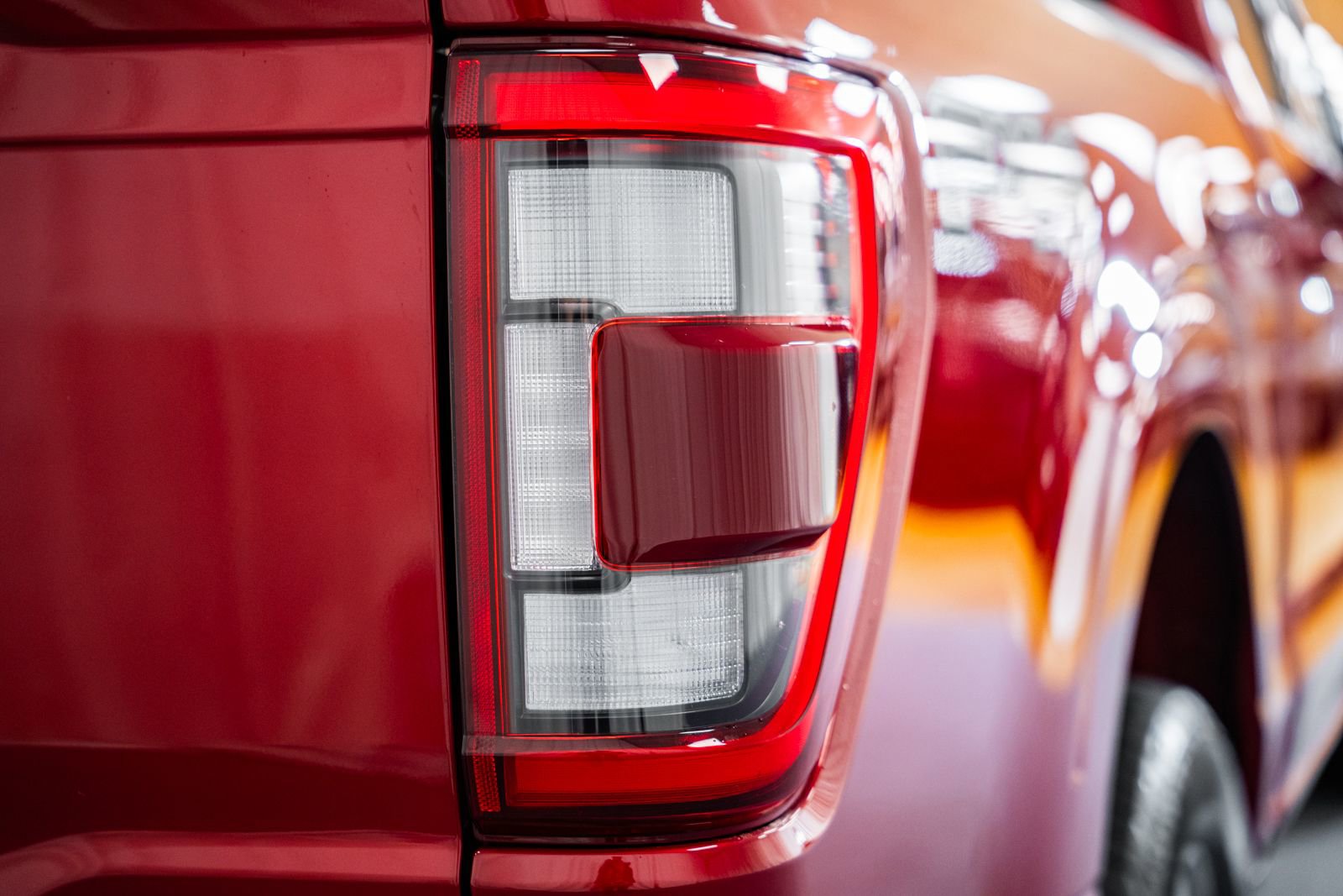 Certified 2022 Ford F150 Lariat w/ Equipment Group 502A High image 7