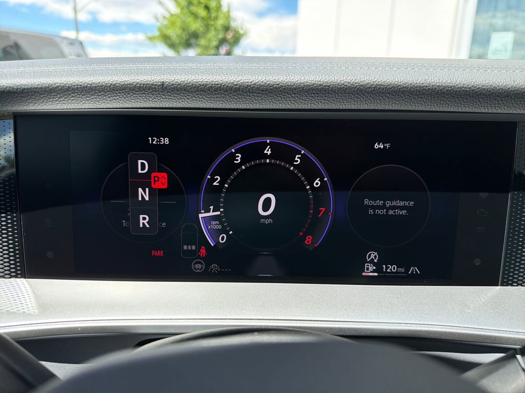 Certified 2025 Volkswagen Tiguan SE R-Line AWD/4WD image 17