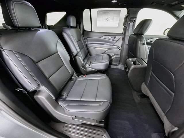 New 2027 Chevrolet Traverse LT w/ Sun and Wheel Package FWD image 30