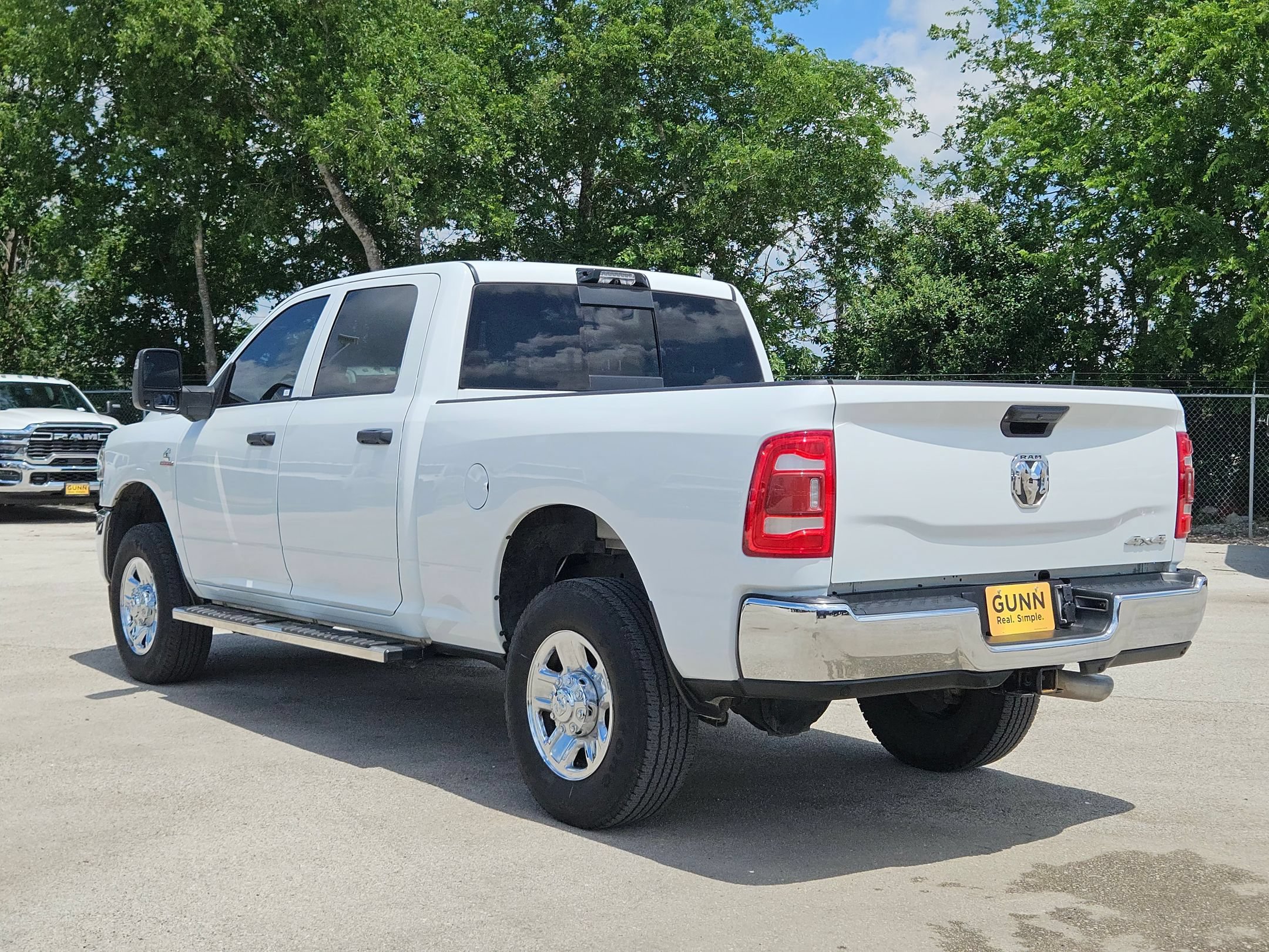 Used 2024 RAM 3500 Tradesman w/ Towing Technology Group AWD/4WD image 5
