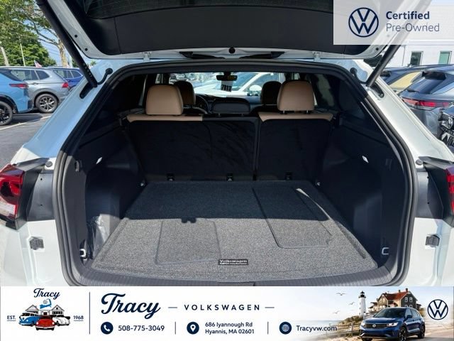 Certified 2026 Volkswagen Atlas Cross Sport SEL R-Line AWD/4WD image 8