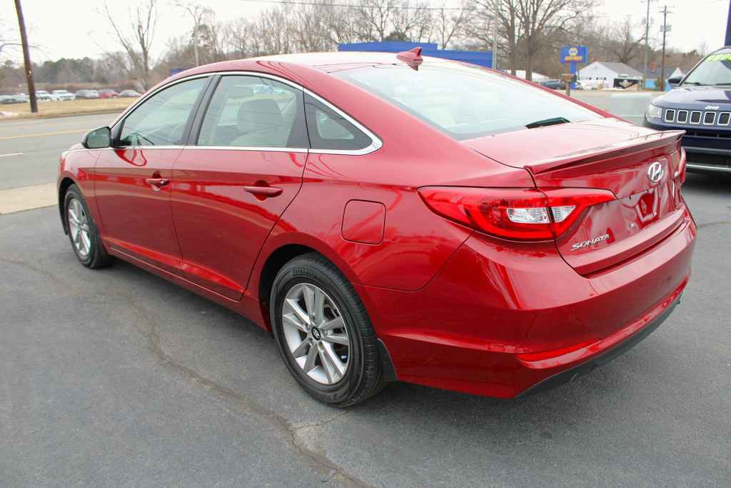 Used 2015 Hyundai Sonata SE w/ Option Group 09 image 8