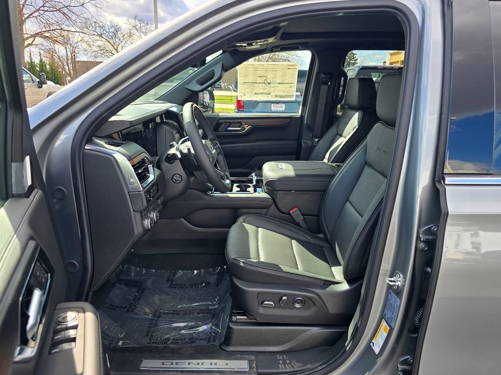 New 2026 GMC Yukon XL Denali image 15