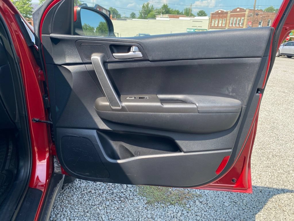 Used 2022 Kia Sportage LX FWD image 21
