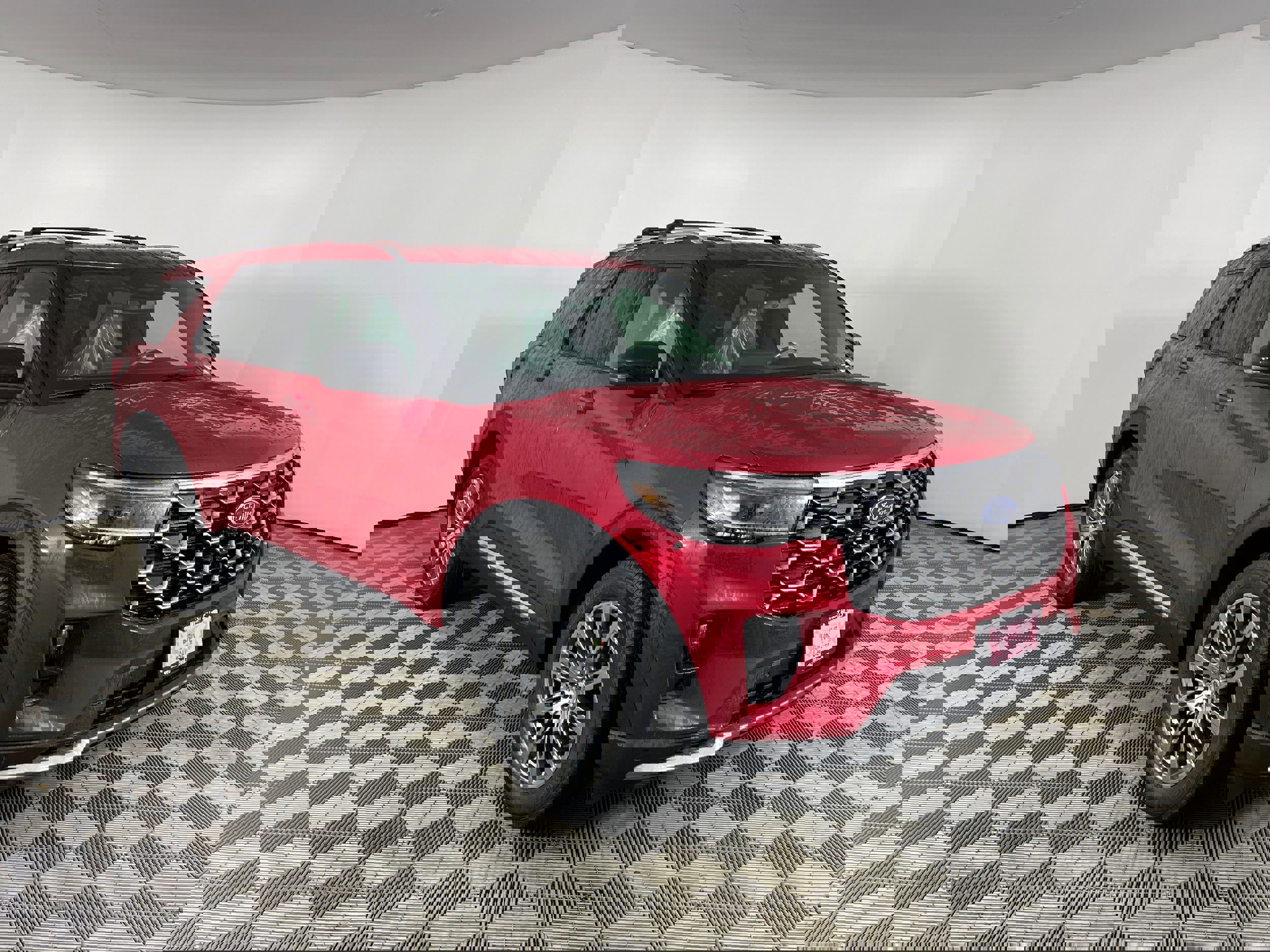 New 2026 Ford Explorer Platinum image 7