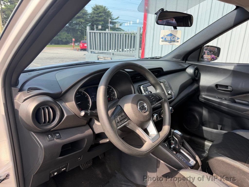 Used 2018 Nissan Kicks S FWD image 10