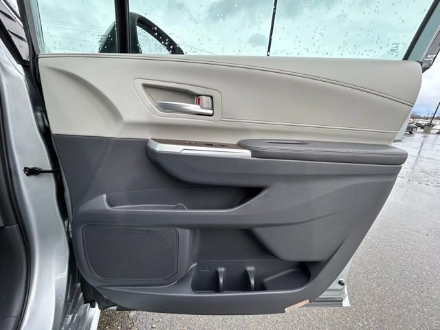 Used 2021 Toyota Sienna XLE image 37