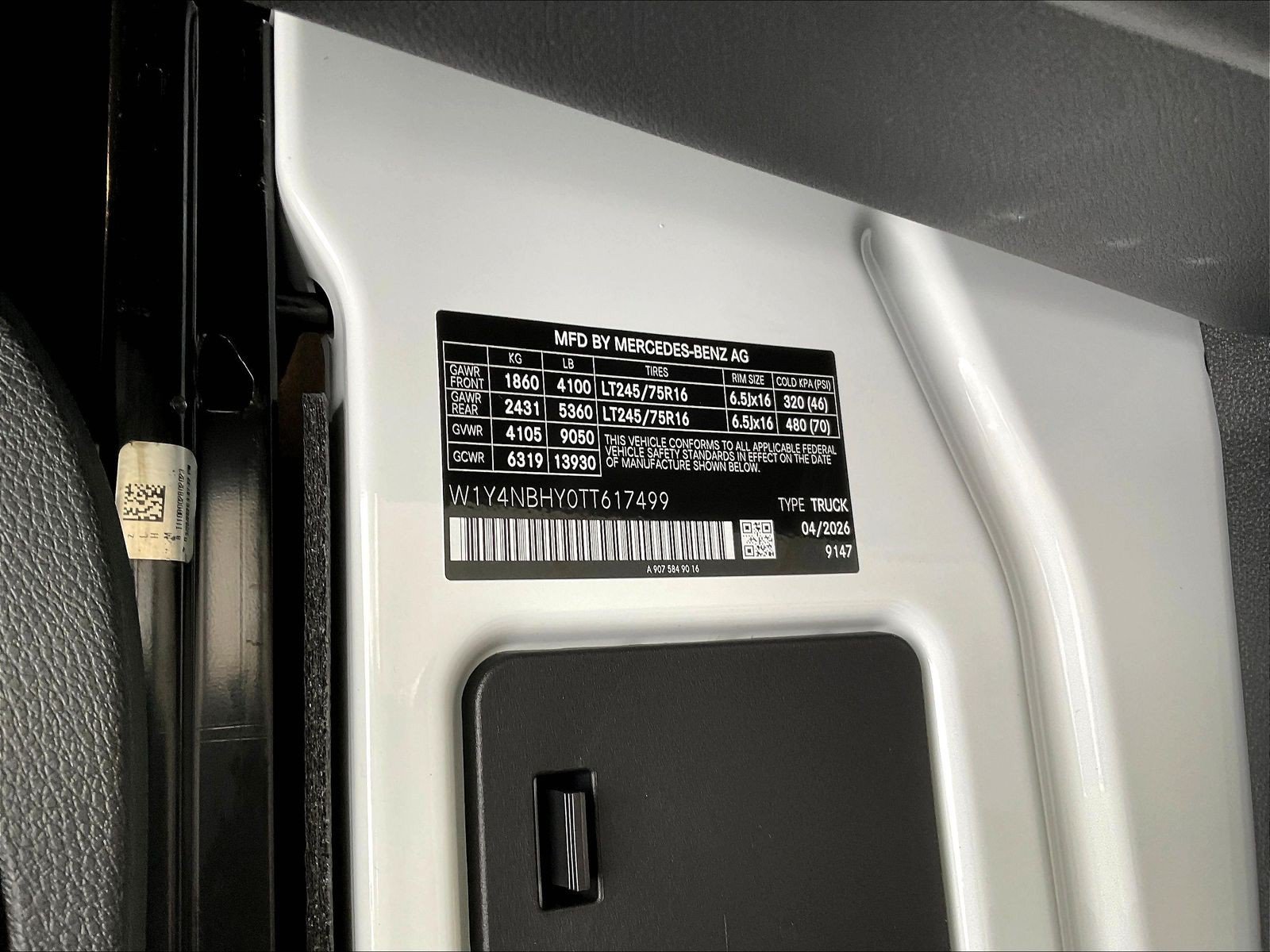 New 2026 Mercedes-Benz Sprinter 2500 image 24