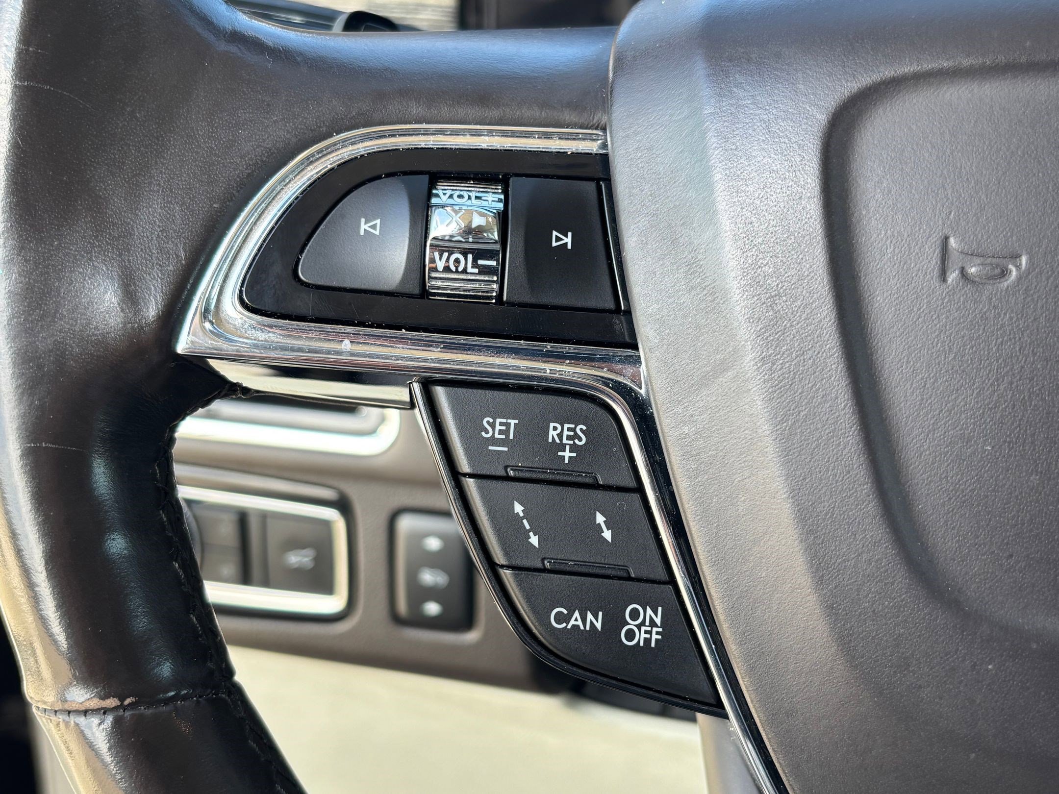 Used 2020 Lincoln Navigator L Black Label w/ Cargo Convenience Package image 18