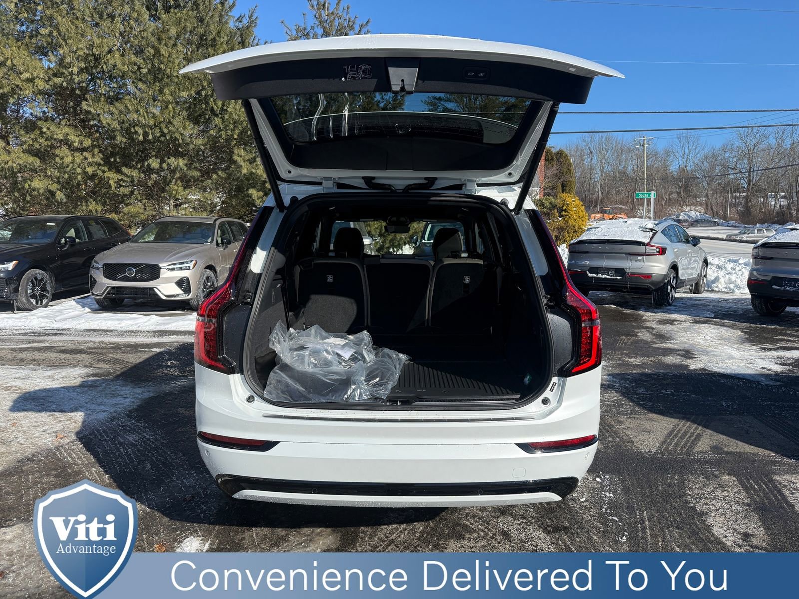 New 2026 Volvo XC90 T8 Ultra w/ Lounge Package image 23