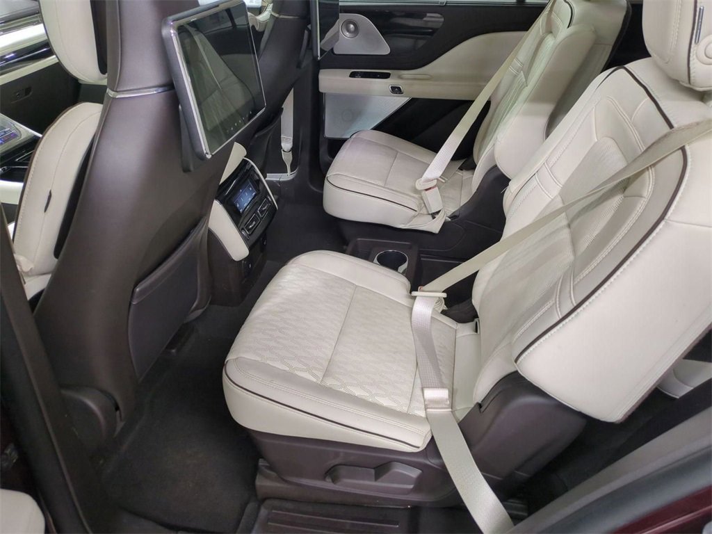 Certified 2020 Lincoln Aviator Black Label Grand Touring w/ Class IV Trailer Tow Package image 27