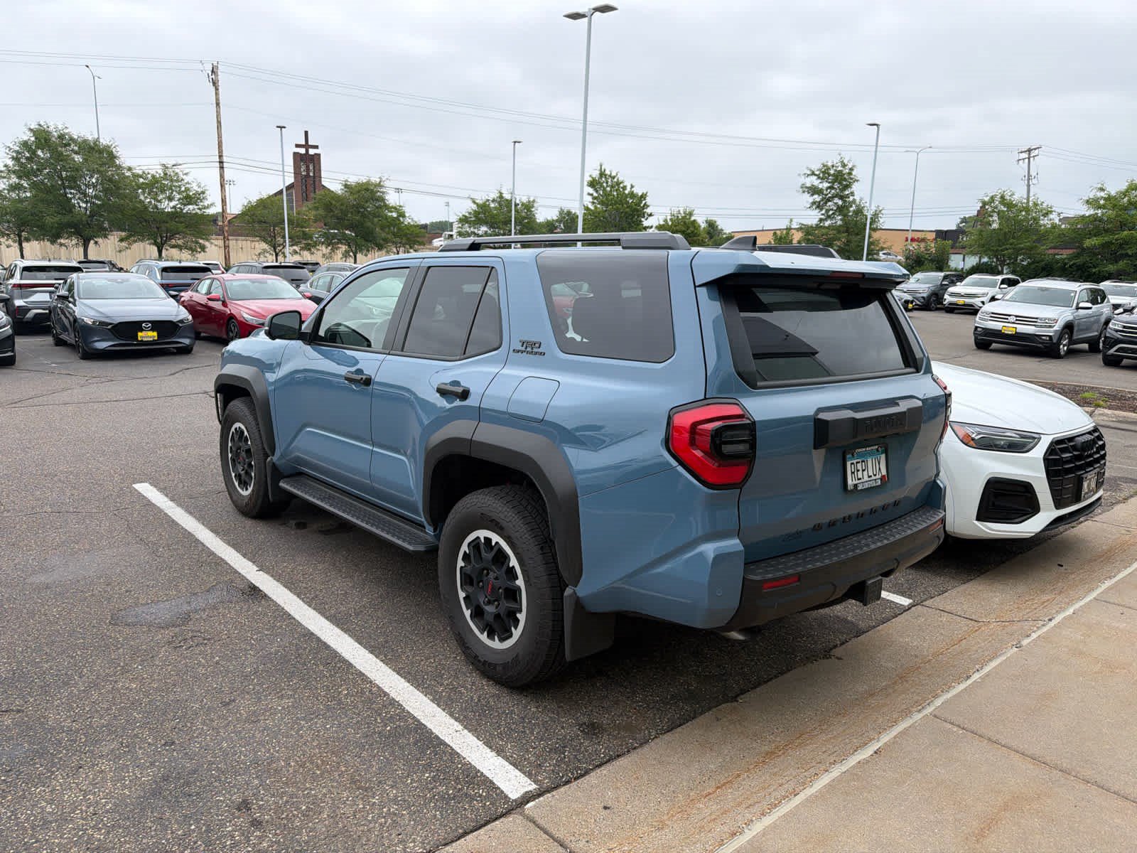 Used 2025 Toyota 4Runner TRD Off-Road Premium AWD/4WD image 2