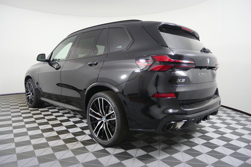 Used 2026 BMW X5 xDrive40i w/ M Sport Package AWD/4WD image 4