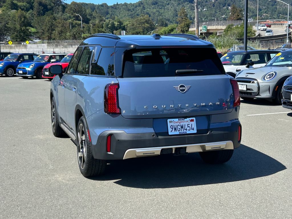 Used 2025 MINI Cooper Countryman S w/ Comfort Package Max AWD/4WD image 3