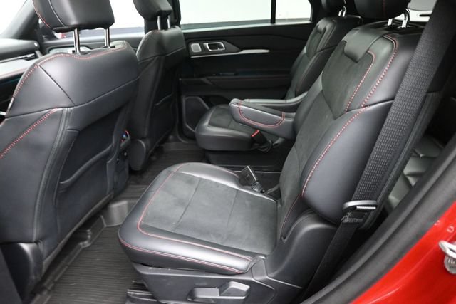 Certified 2025 Ford Explorer ST AWD/4WD image 22