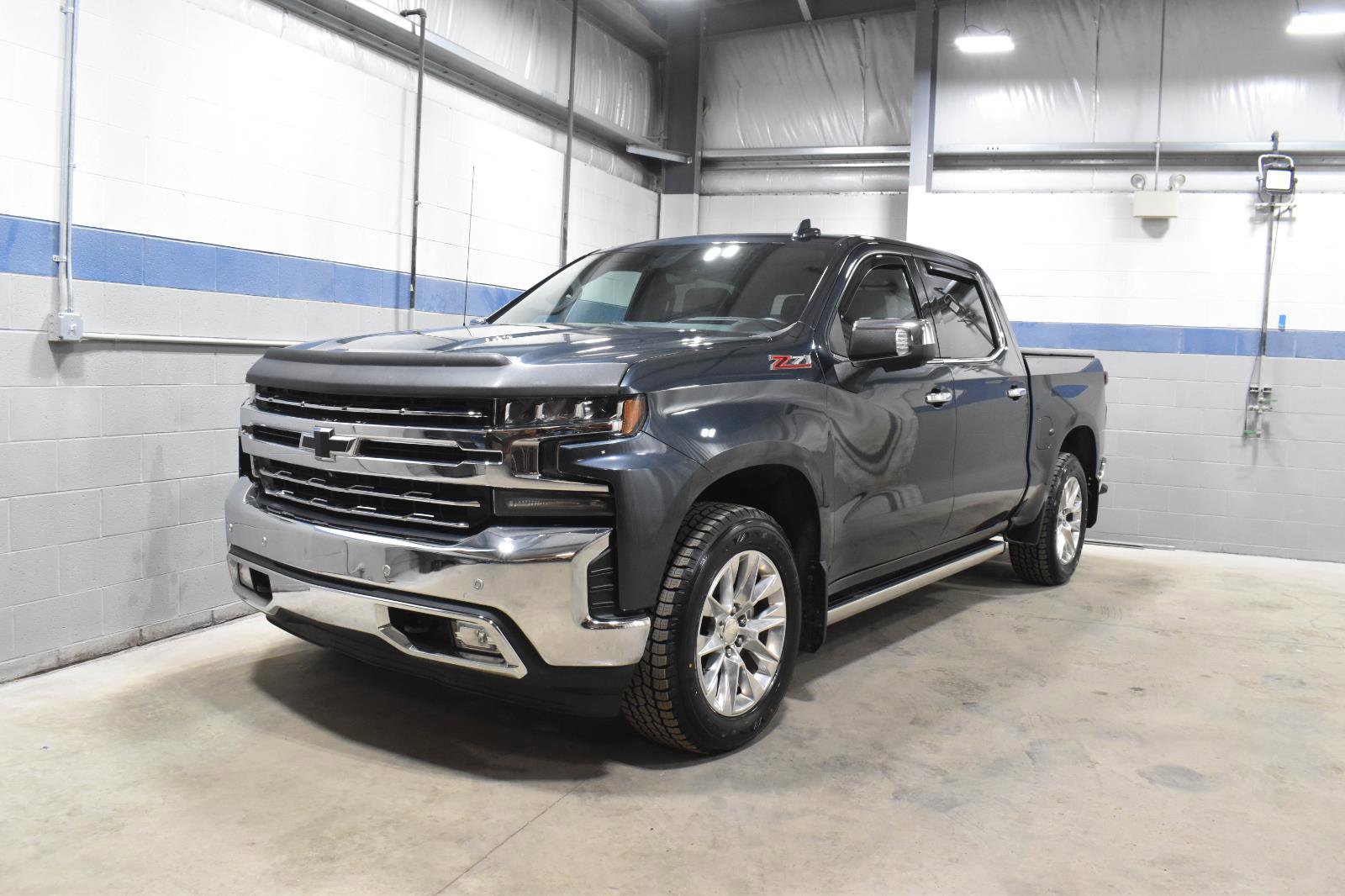 Used 2020 Chevrolet Silverado 1500 LTZ w/ LTZ Premium Package image 6